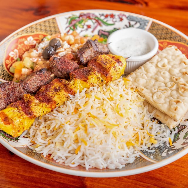 Lamb and Chicken Plate.
